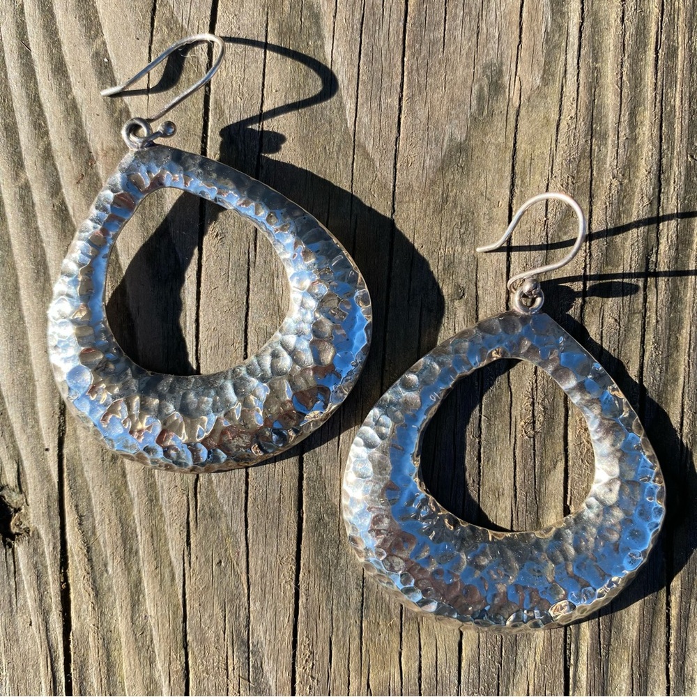 Sterling Silver Hammered Style Dangly Earrings .925
